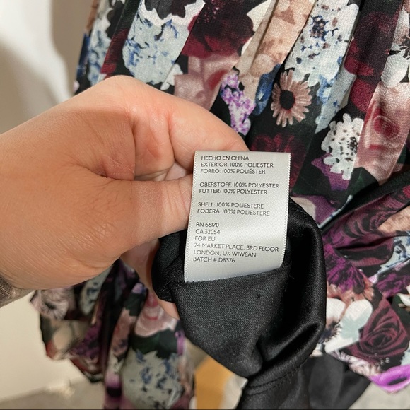 Pins & Needles | Floral Pleated Dress - Picture 7 of 8